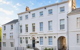 Lonsdale House Boutique Apartments